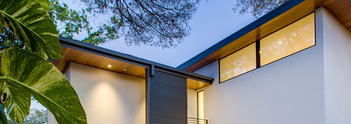 PGT CLASSICVUE MAX™ Casement Picture Window. An ideal picture window for Osprey, Florida.