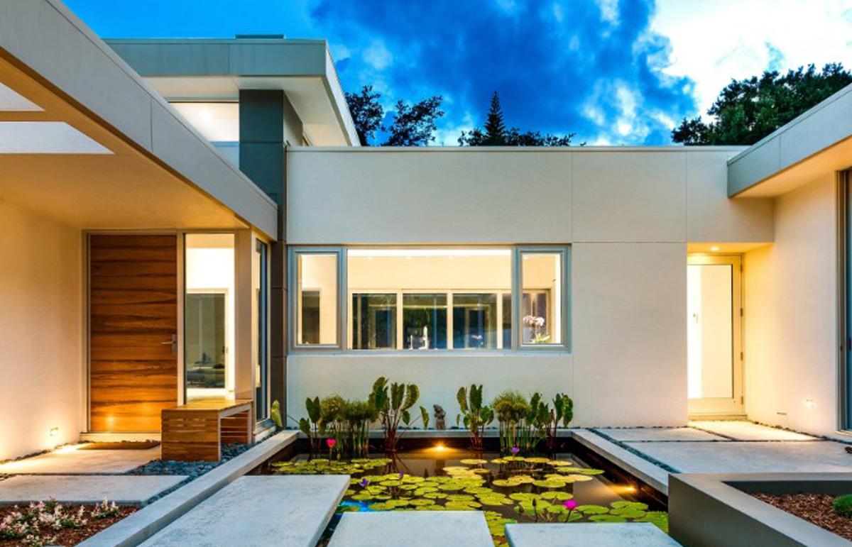 PGT WINGUARD® ALUMINUM Casement Picture Window. An impact-resistant window is ideal for Sarasota, Florida.